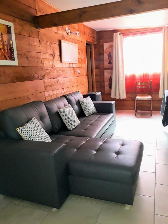 Gite De Haute Saintonge A Crazannes Eksteriør bilde